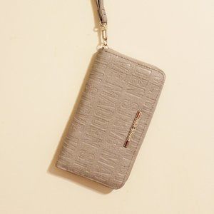 🦋 Steve Madden Wallet in silver with wrist-strap